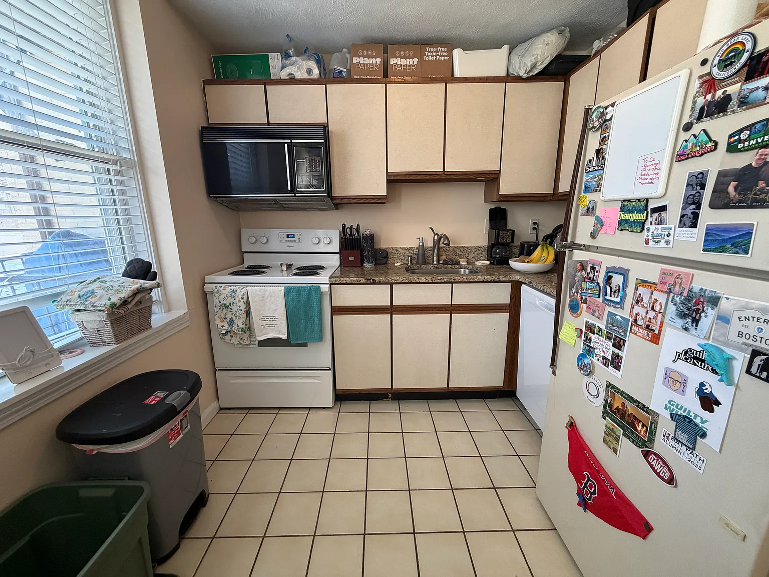 Studio, 305 sqft, $2,100 — Photo 4