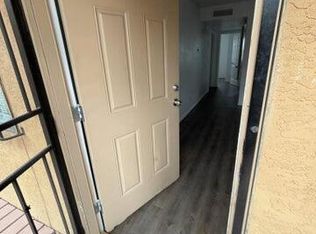 126 Rhode Island St SE APT B, Albuquerque, NM 87108