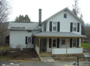 1736 O And W Rd, Starlight, PA 18461