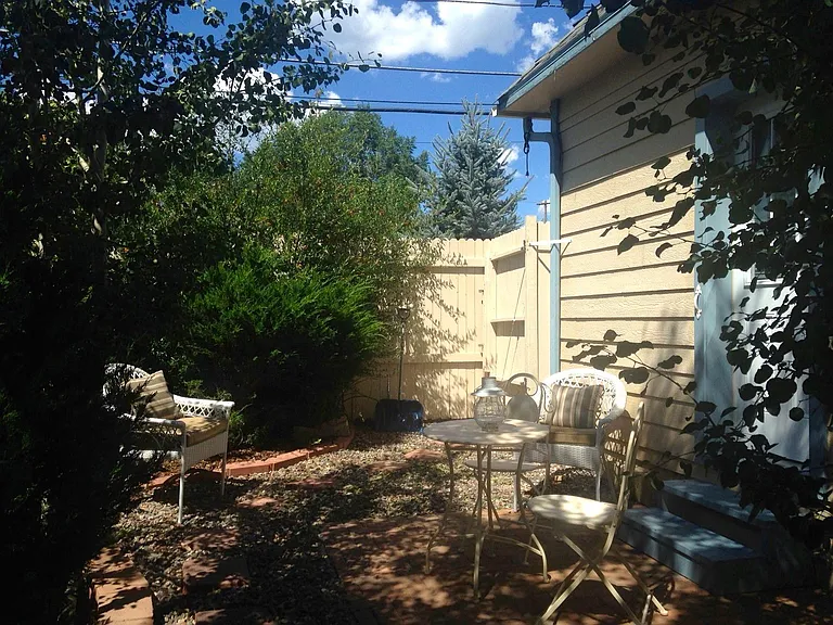 907 W Clay Ave #1 — Photo 31
