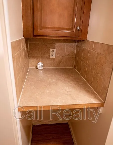 5223 N Crestline St — Photo 5
