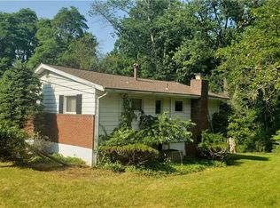 14 Pine Rd, Suffern, NY 10901