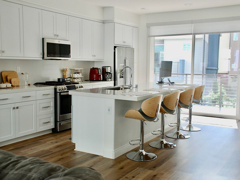 Kitchen w/ coffee maker and air-fryer