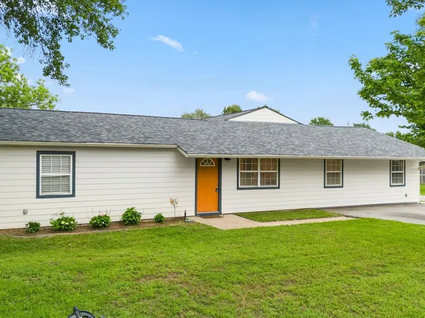 6091 Mockingbird Ln, Murchison, TX 75778