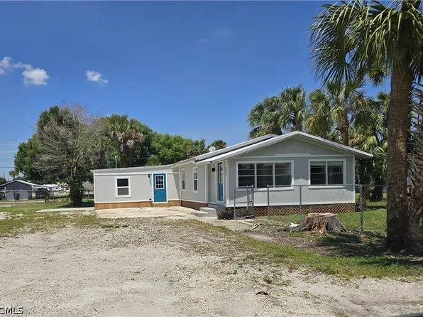 285 Avenue H, Moore Haven, FL 33471