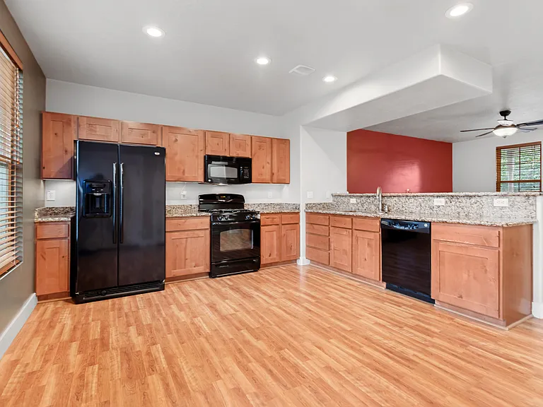 10634 S Topview Rd — Photo 17