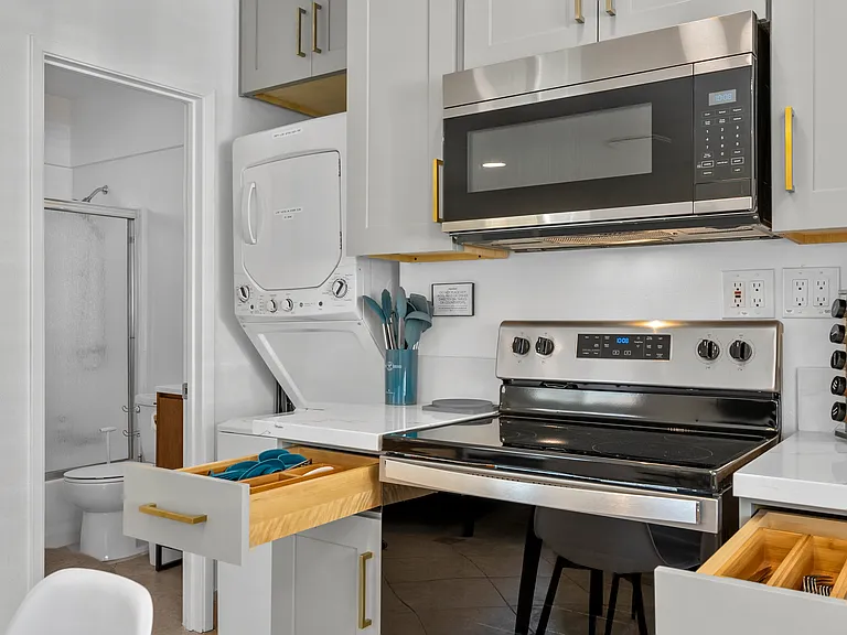 5659 W Avenue L6 — Photo 18