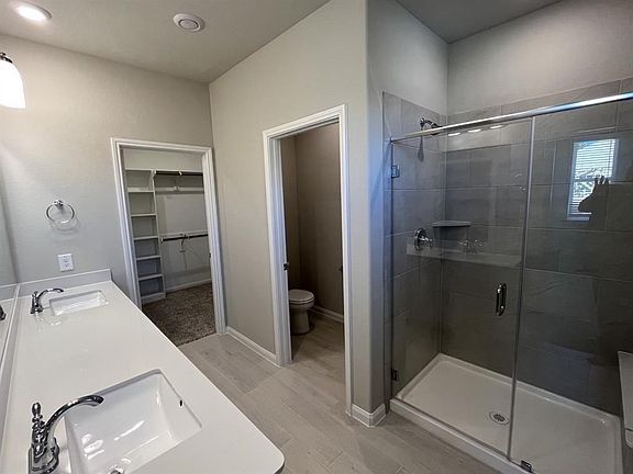 5th image of 1529 Parkland Oak Dr