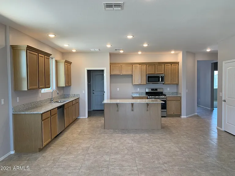 13484 W Range Mule Dr — Photo 3
