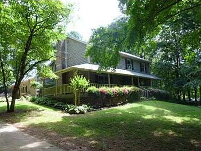3rd image of 111 Glenell Dr