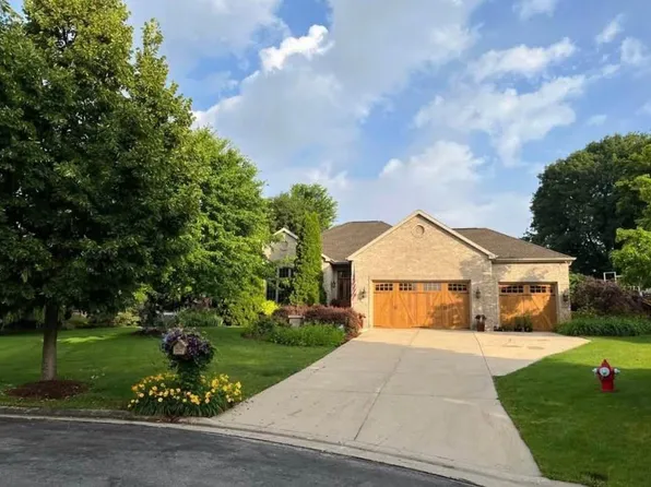 10 Vienna Circle, Madison, WI 53718
