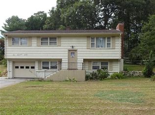 130 Winnapaug Rd, Westerly, RI 02891