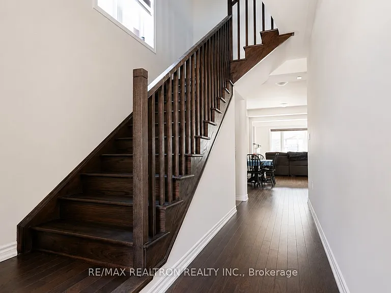 21 Prudhoe Ter — Photo 4