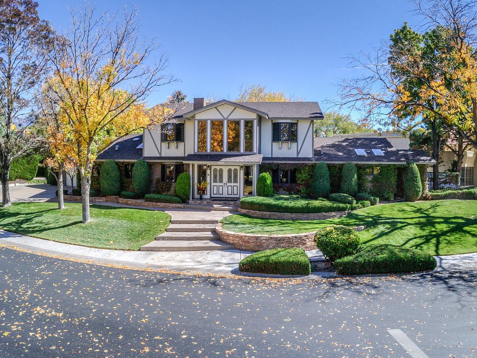 1st image of 9600 Pebble Beach Dr NE