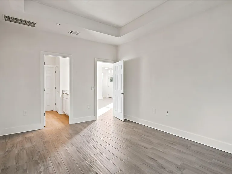 11415 Culzean Castle Dr — Photo 13