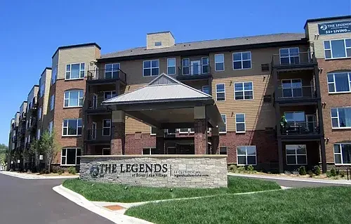 The Legends at Silver Lake Photo 1