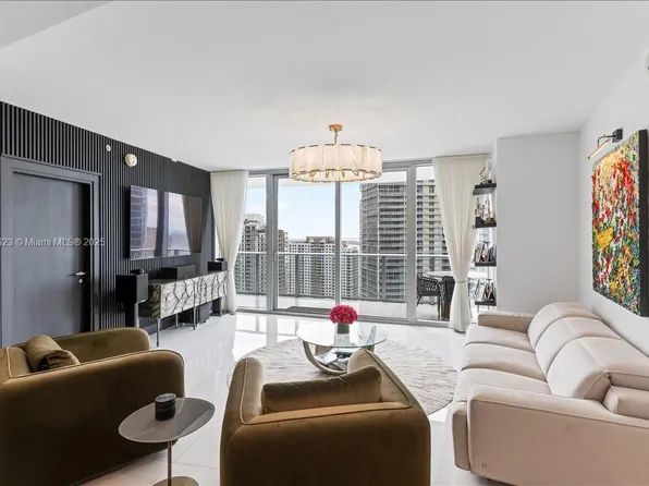 200 Biscayne Boulevard Way APT 3608, Miami, FL 33131