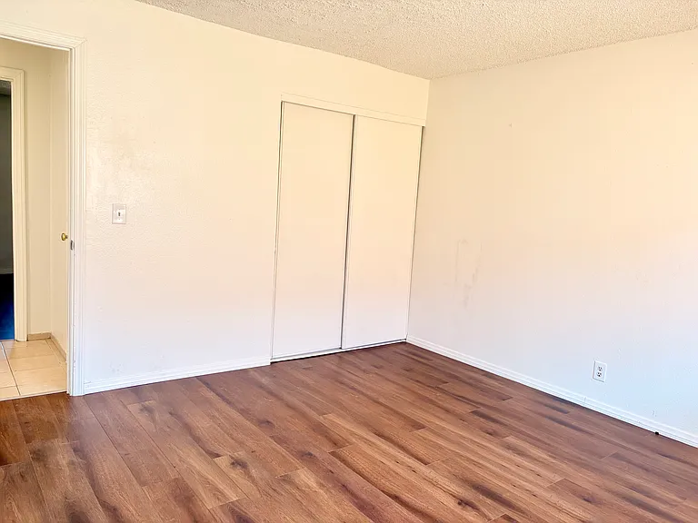 1717 Cordoba Ln #D — Photo 11