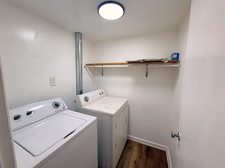 7940 Shady Oak Trl #222 — Photo 17