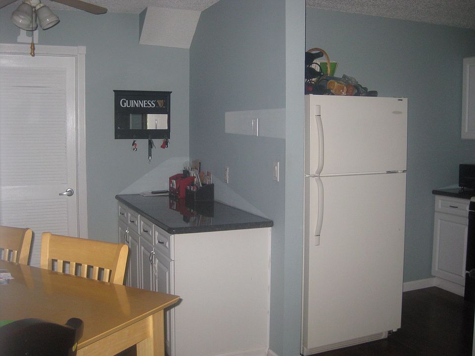 2nd image of 1101 Scarlet Oak Ave