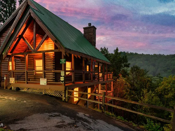 2603 June Bug Way, Sevierville, TN 37862