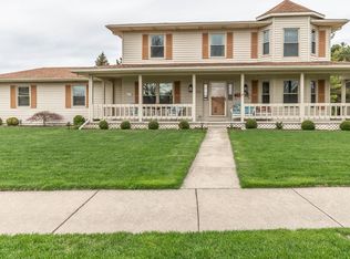 3933 Dayspring Ct, Okemos, MI 48864