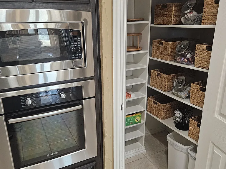 Double oven and pantry