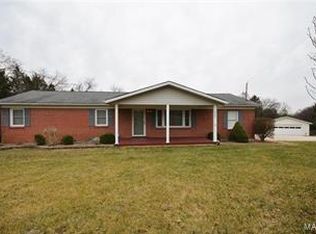 3200 Old Highway 100, Villa Ridge, MO 63089