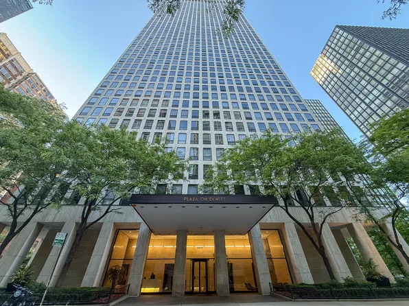 260 E Chestnut St APT 2904, Chicago, IL 60611