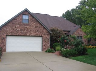 960 E Bunkerhill Dr, Terre Haute, IN 47802
