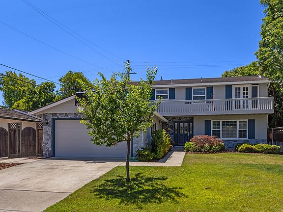2nd image of 883 Russet Dr