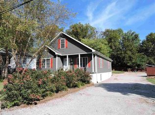 325 Adams St, Newburgh, IN 47630