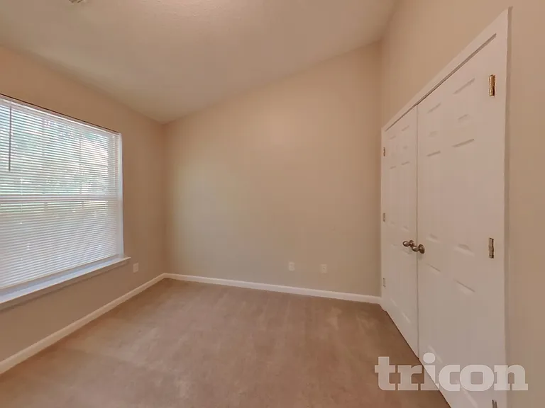 137 Lossie Ln — Photo 13