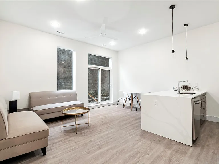1225 E Fletcher St #102 — Photo 5