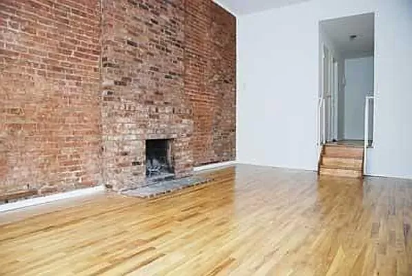 Rented by Buchbinder & Warren | media 2