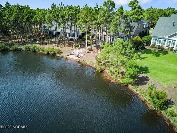3rd image of 2726 Oak Forest Drive