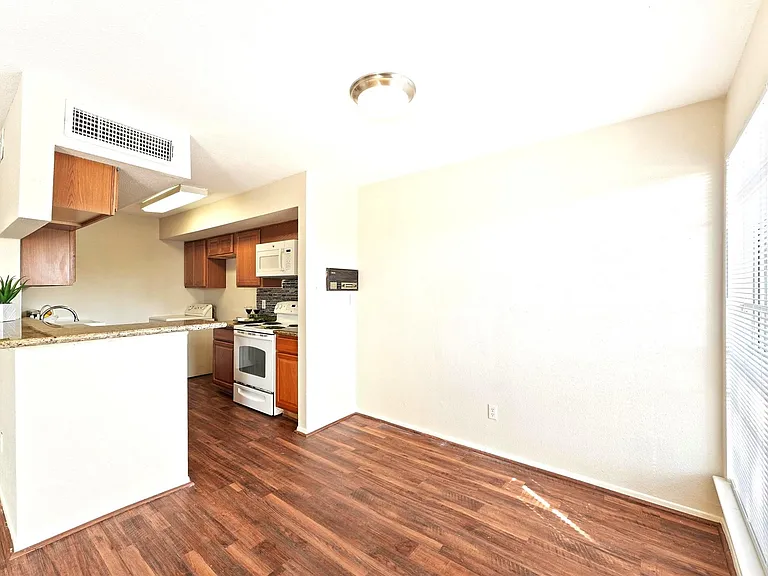 6633 W Airport Blvd #1306 — Photo 13