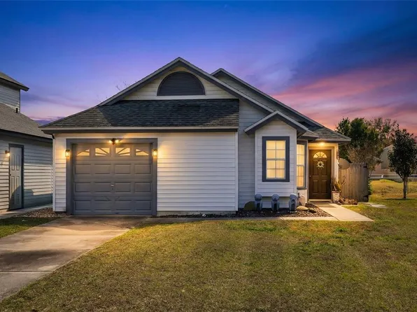 9808 Surrey Ridge Rd, Orlando, FL 32825