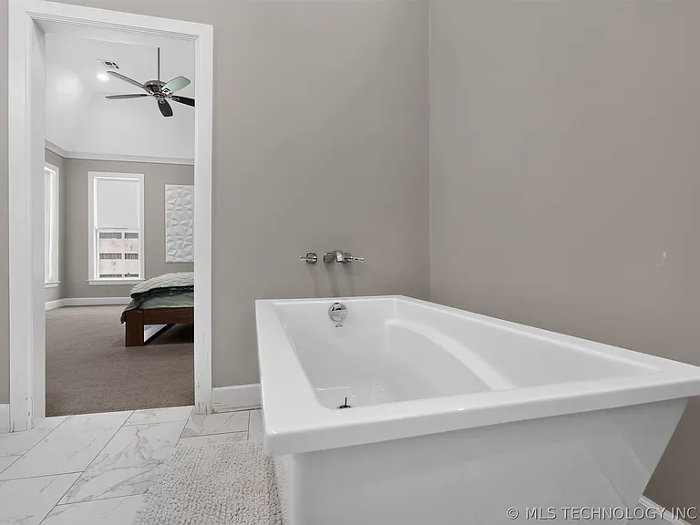 1119 W 86th Pl S — Photo 20