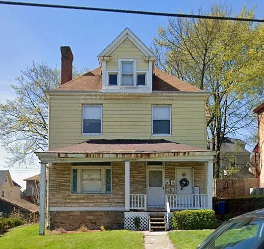 243 S Chestnut St photo 1