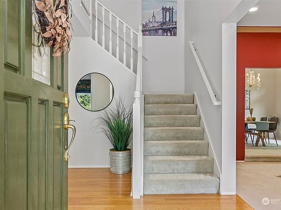 4th image of 18237 64th Avenue NE