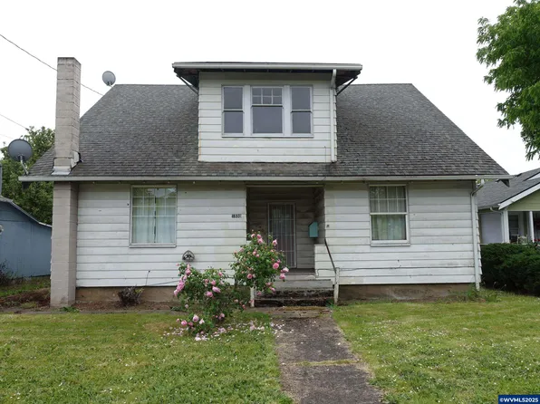 1880 Center St NE, Salem, OR 97301