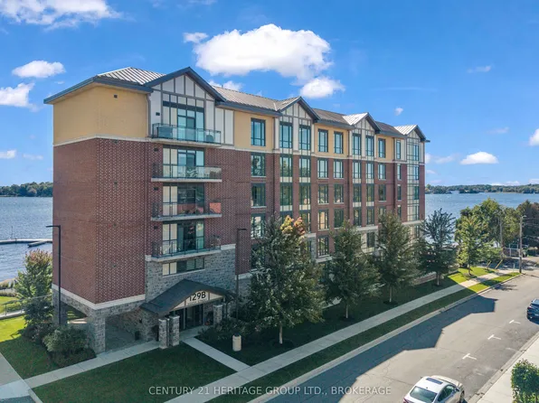 129 South St #120, Gananoque, ON K7G 0B1