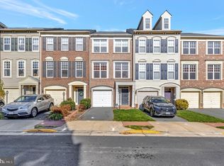 8139 Dove Cottage Ct, Lorton, VA 22079