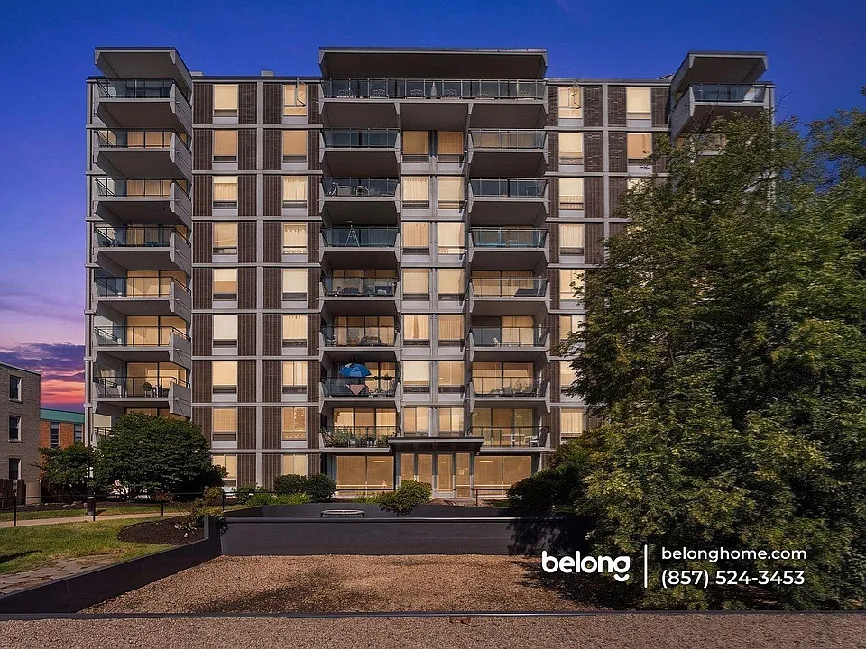 60 Babcock St #54