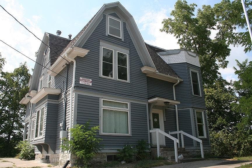 17 S Governor St, Iowa City, IA 52240 | Zillow