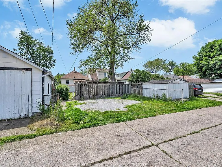 1166 Pierre Ave #UPPER — Photo 21