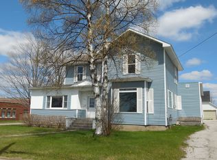 306 Main St, Manistique, MI 49854