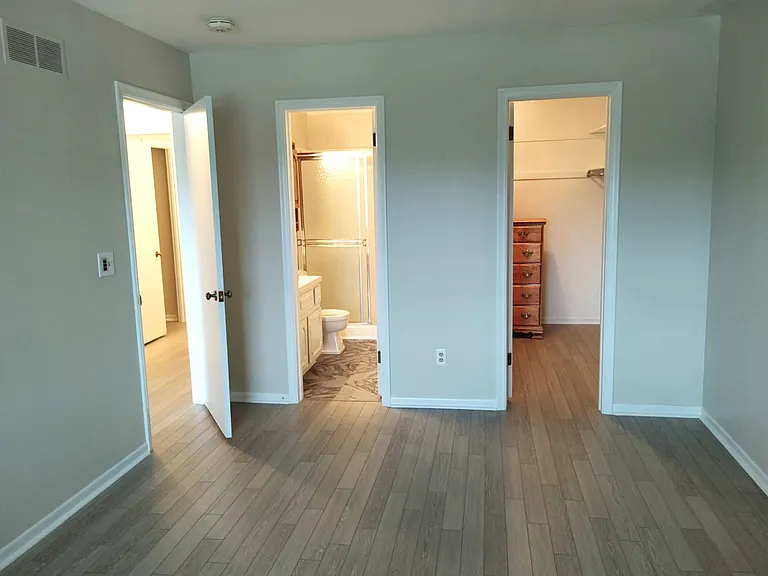 Master suite