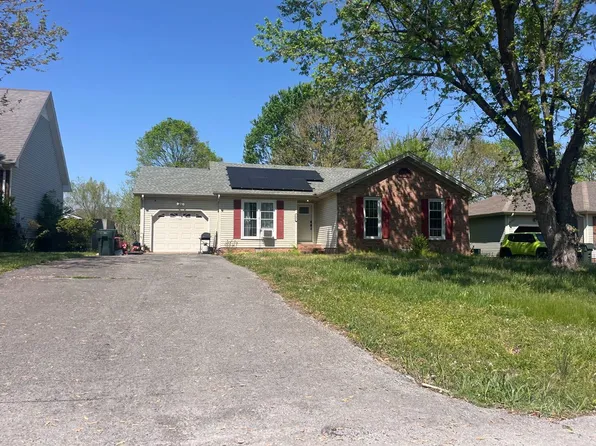 642 Winchester Dr, Hopkinsville, KY 42240